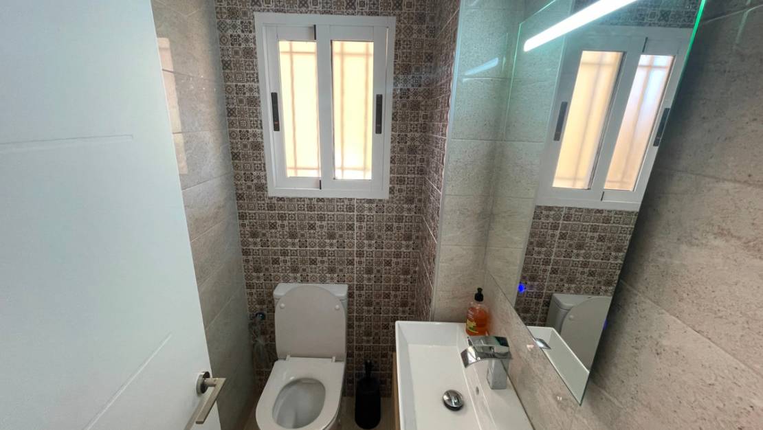 Venta - Chalet - Guardamar del Segura - Guardamar del Segura Centro