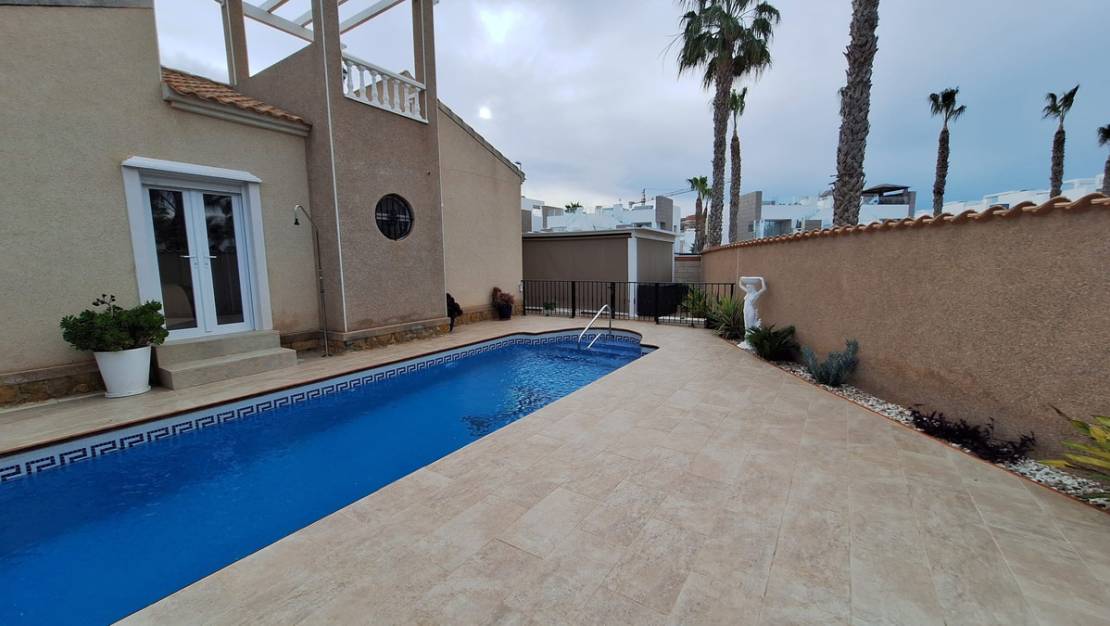 Venta - Chalet - Guardamar del Segura - Guardamar del Segura Centro