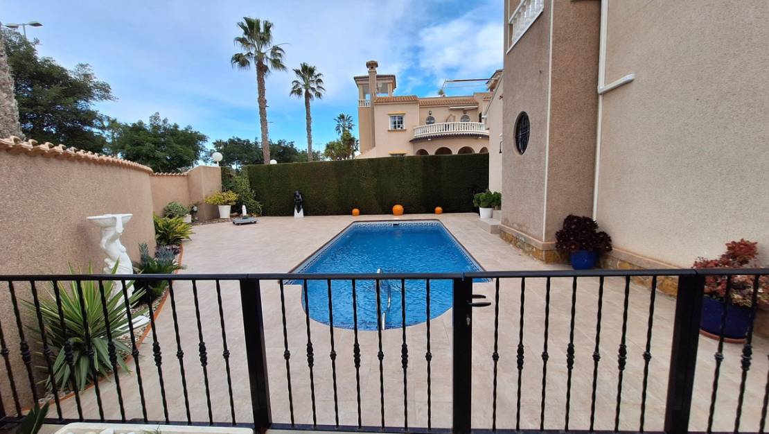 Venta - Chalet - Guardamar del Segura - Guardamar del Segura Centro