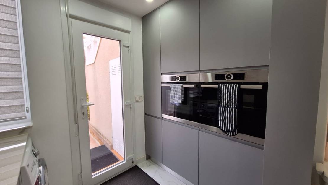 Venta - Chalet - Guardamar del Segura - Guardamar del Segura Centro