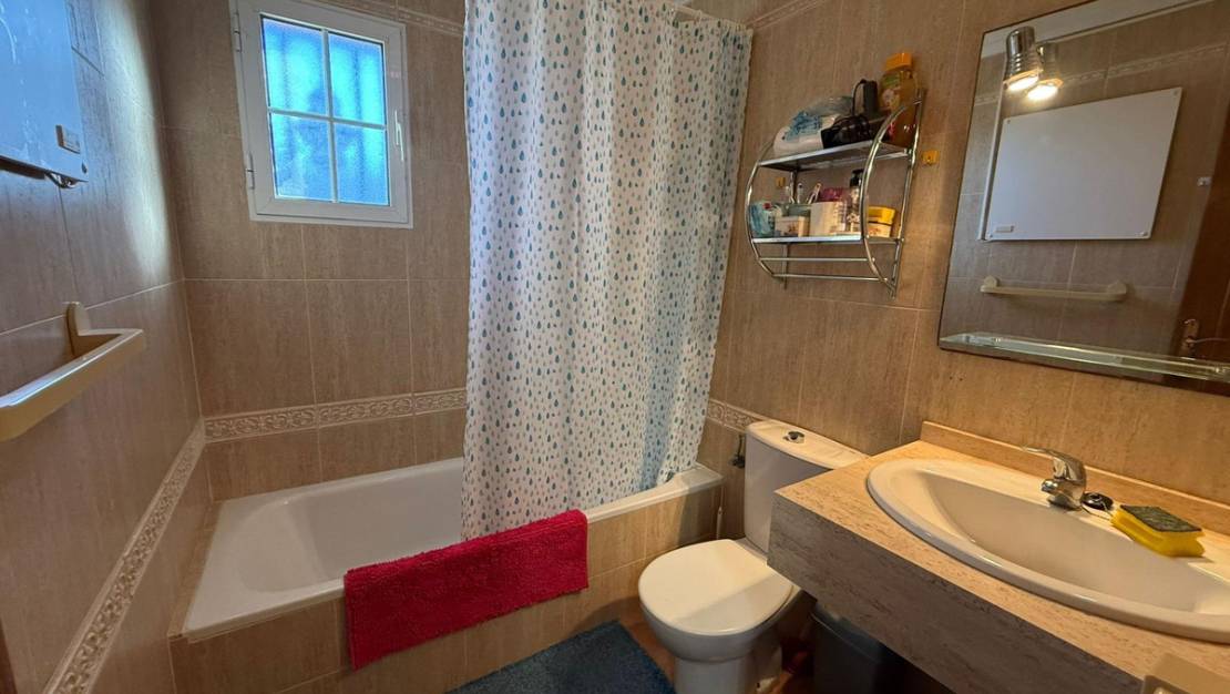 Venta - Chalet - Guardamar del Segura - Guardamar del Segura Centro