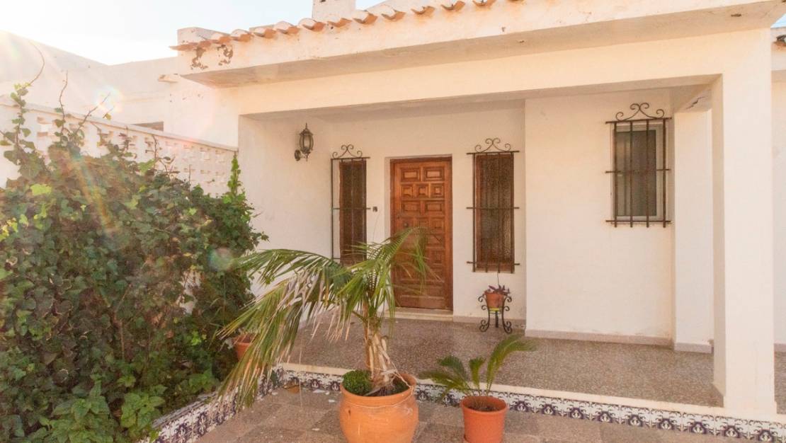 Venta - Chalet - Guardamar del Segura - Guardamar del Segura Centro