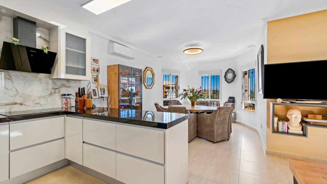 Venta - Chalet - Guardamar del Segura - Guardamar del Segura Centro