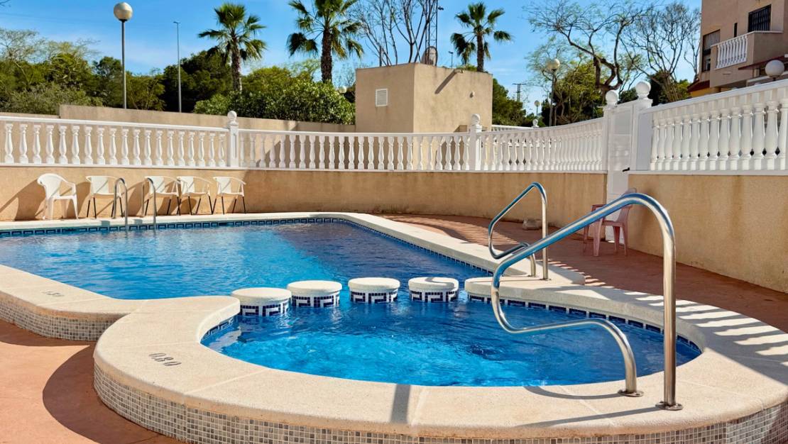 Venta - Chalet - Guardamar del Segura - Guardamar del Segura Centro