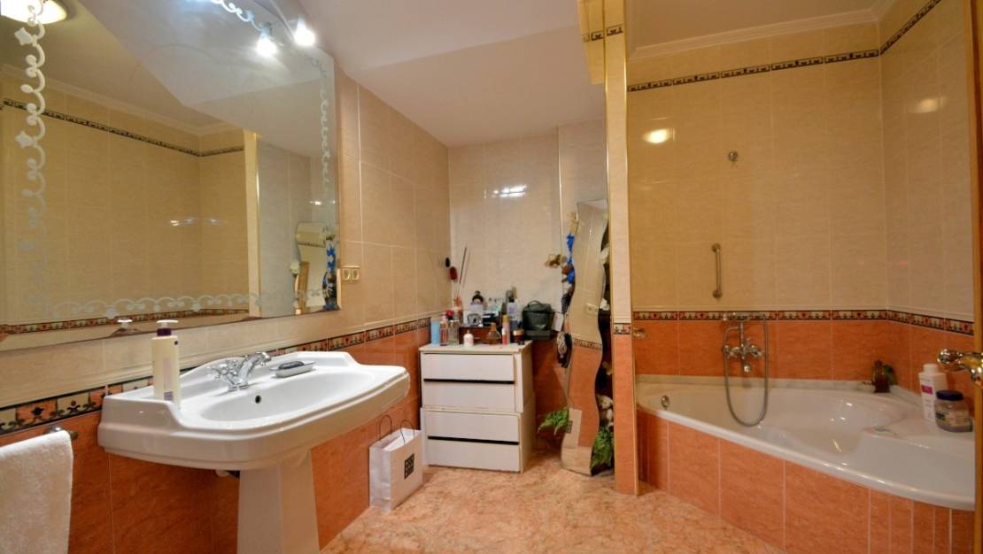 Venta - Chalet - Guardamar del Segura - Guardamar del Segura Centro
