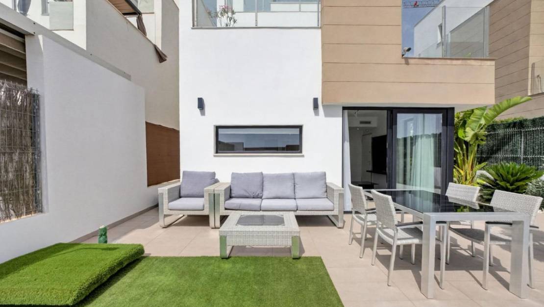 Venta - Chalet - Guardamar del Segura - Guardamar del Segura Centro
