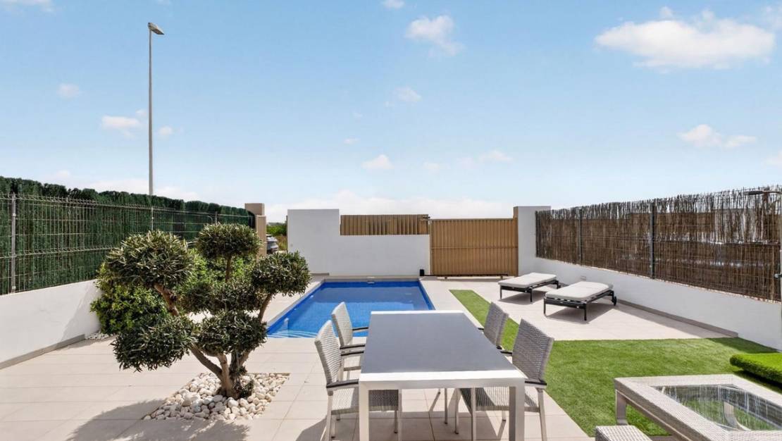 Venta - Chalet - Guardamar del Segura - Guardamar del Segura Centro