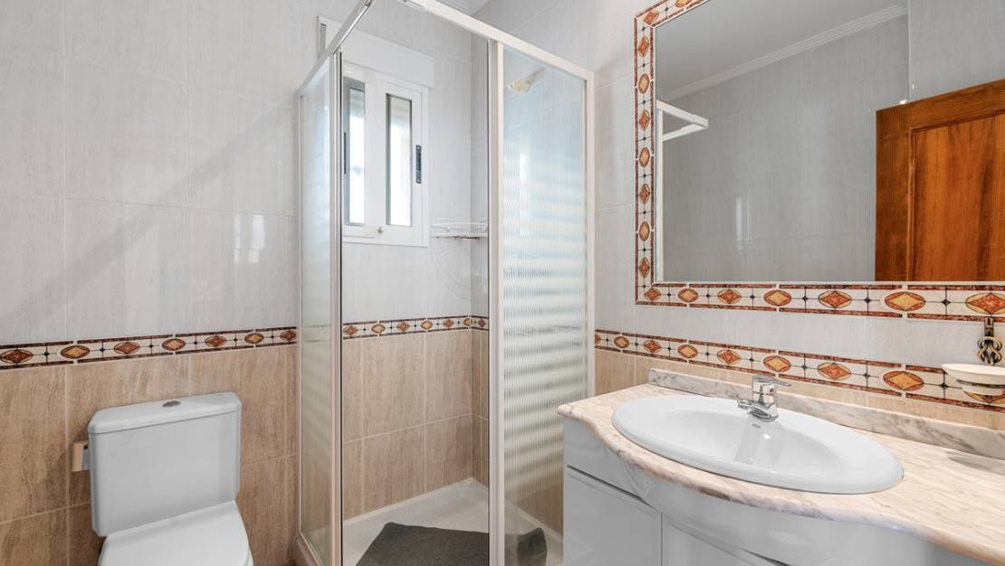 Venta - Chalet - Guardamar del Segura - Guardamar del Segura Centro
