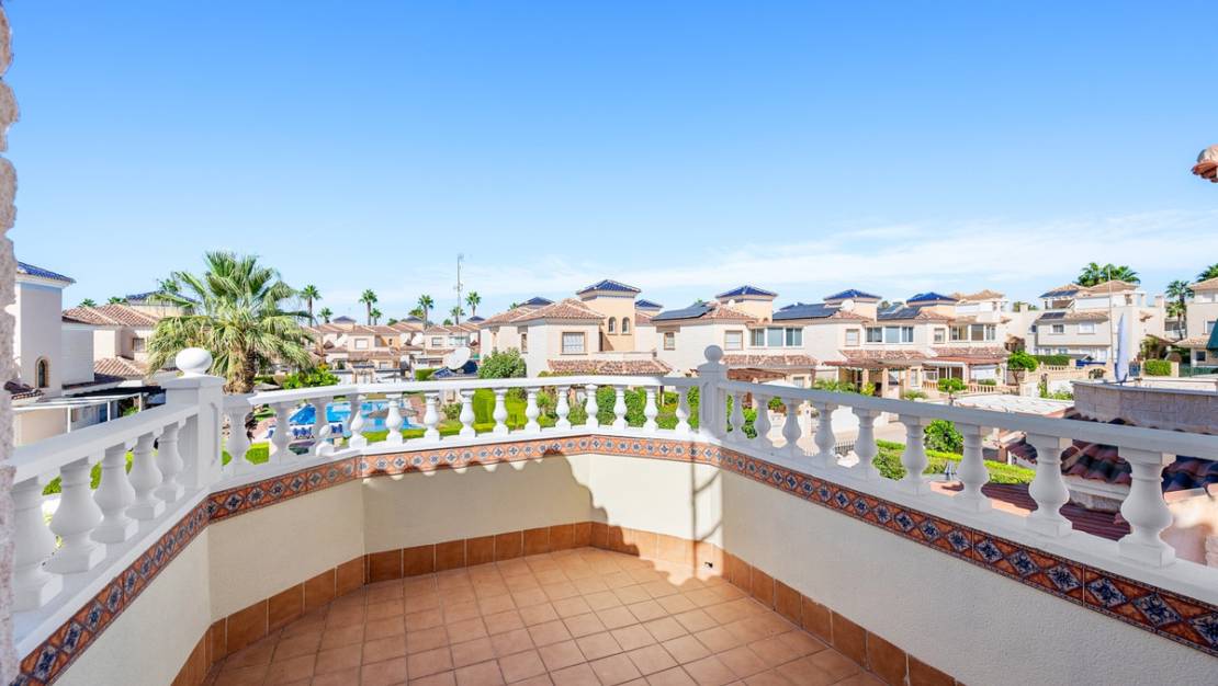 Venta - Chalet - Guardamar del Segura - Guardamar del Segura Centro
