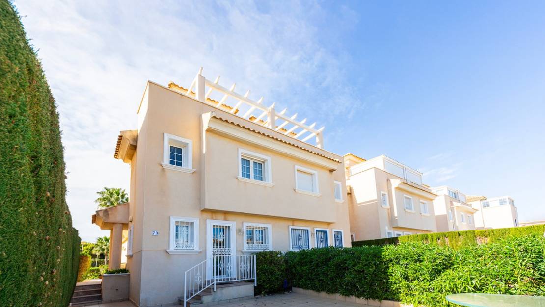 Venta - Chalet - Guardamar del Segura - Urbanización El Raso