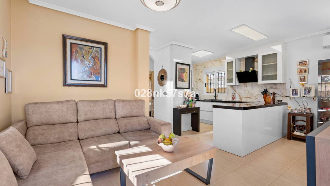 Venta - Chalet - Guardamar del Segura - Urbanización El Raso