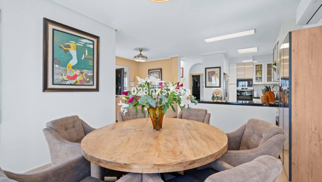 Venta - Chalet - Guardamar del Segura - Urbanización El Raso