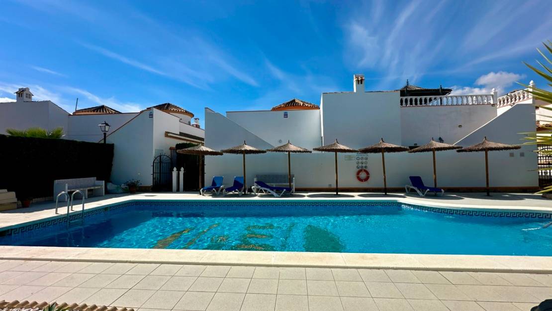 Venta - Chalet - Guardamar del Segura - Urbanización El Raso