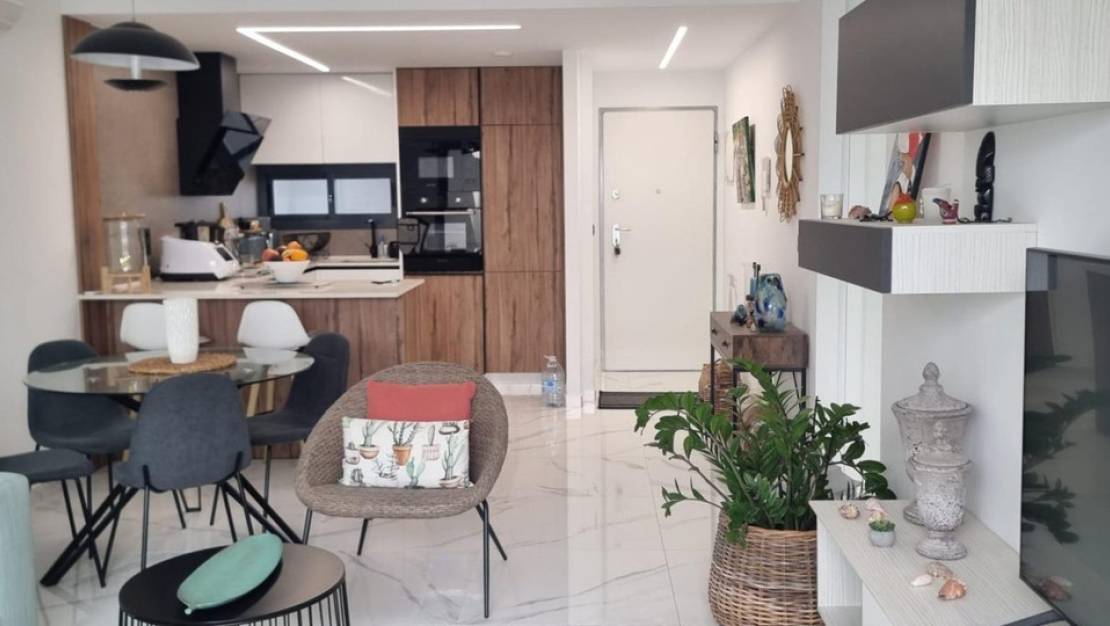 Venta - Chalet - Guardamar del Segura - Urbanización El Raso