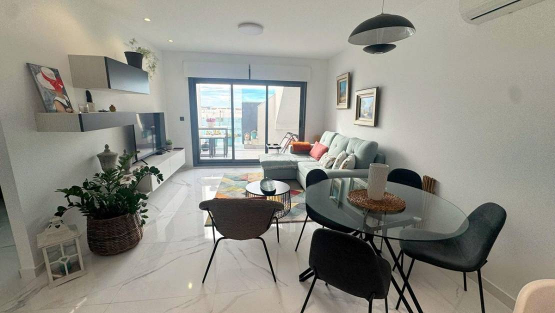 Venta - Chalet - Guardamar del Segura - Urbanización El Raso