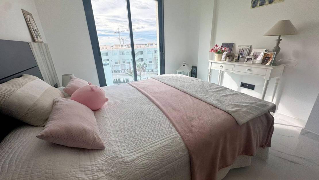 Venta - Chalet - Guardamar del Segura - Urbanización El Raso