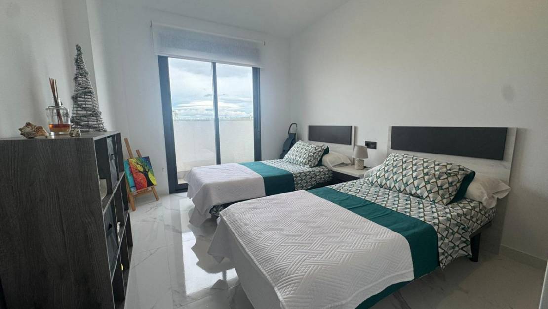 Venta - Chalet - Guardamar del Segura - Urbanización El Raso