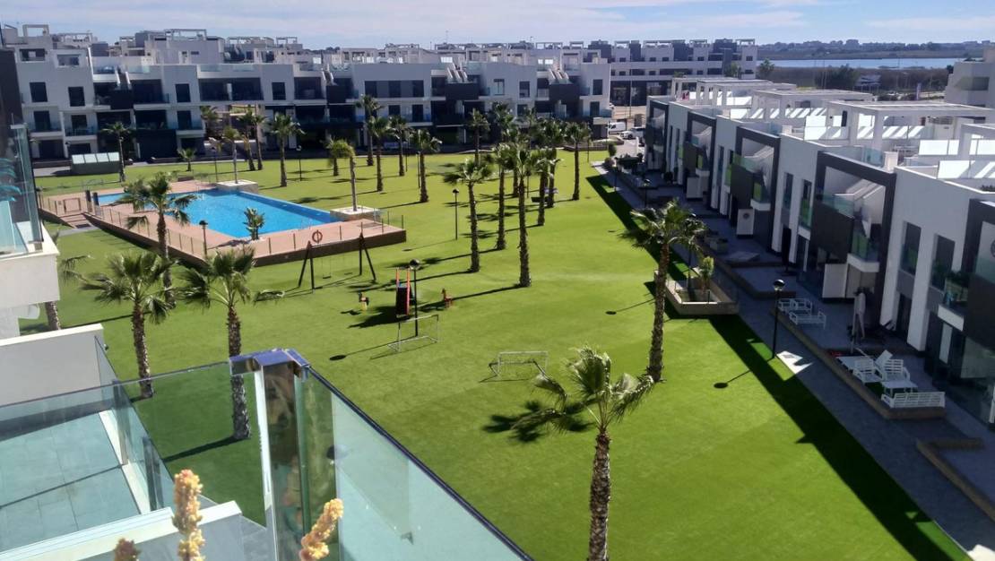 Venta - Chalet - Guardamar del Segura - Urbanización El Raso
