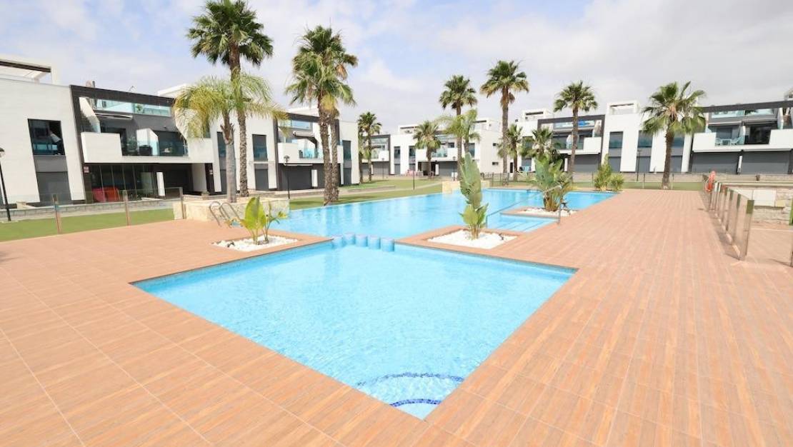 Venta - Chalet - Guardamar del Segura - Urbanización El Raso