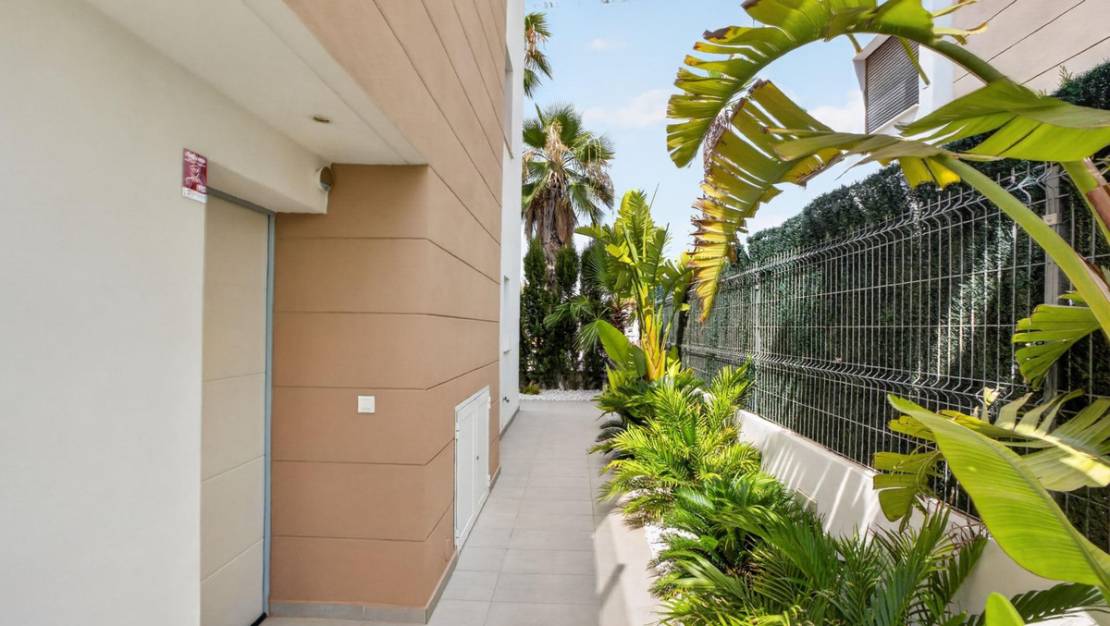 Venta - Chalet - Guardamar del Segura - Urbanización El Raso