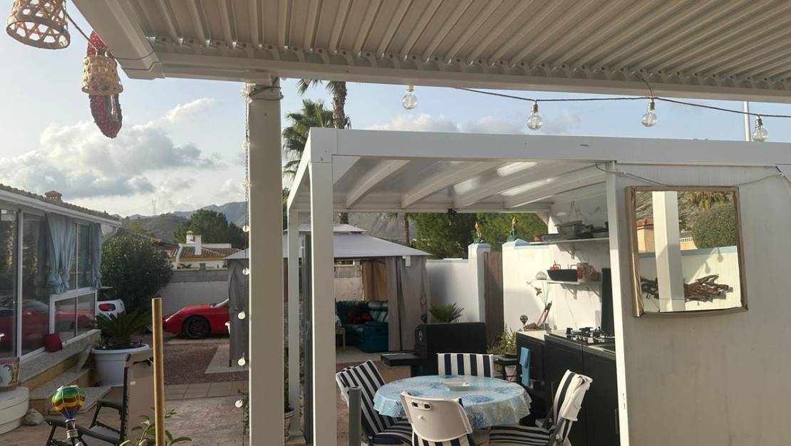 Venta - Chalet - Hondón de las Nieves - Hondón de las Nieves Centro