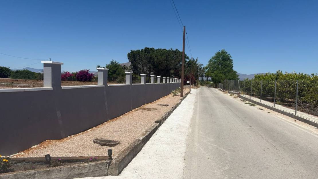 Venta - Chalet - Jacarilla