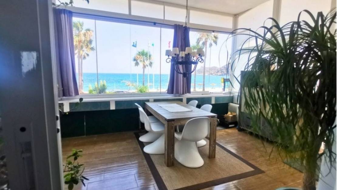 Venta - Chalet - L'Alfás del Pi - Albir