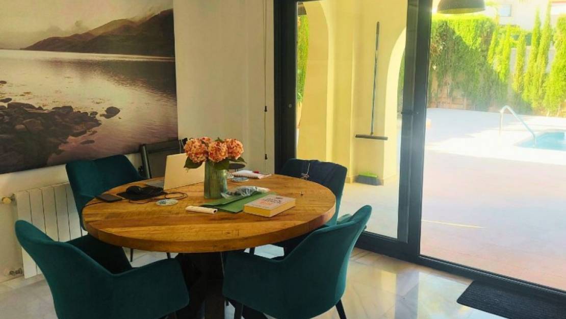 Venta - Chalet - L'Alfás del Pi - Albir