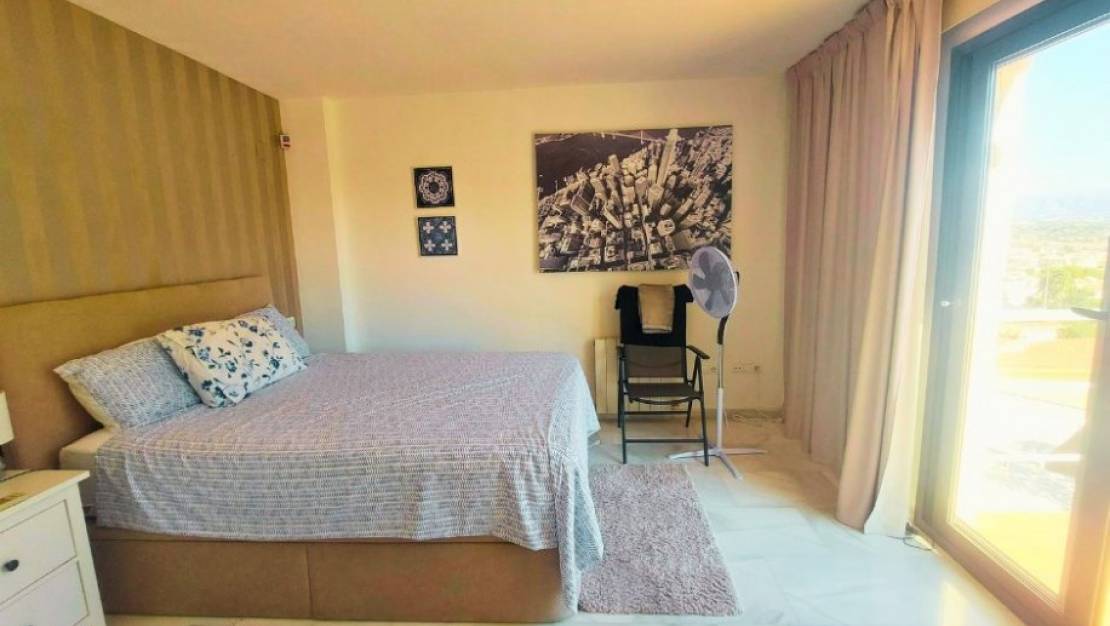 Venta - Chalet - L'Alfás del Pi - Albir