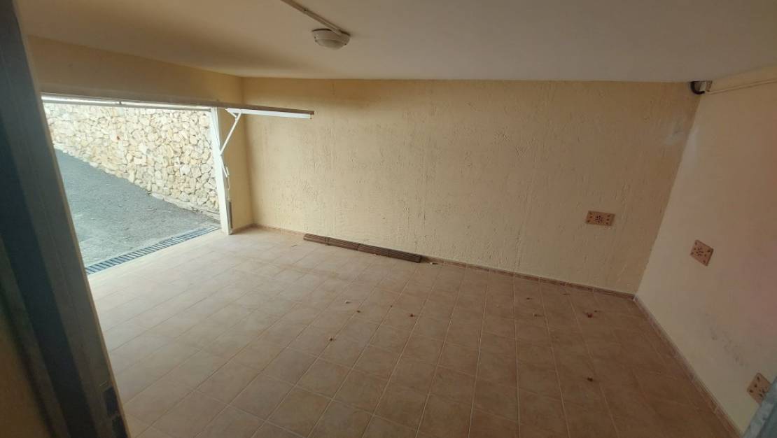 Venta - Chalet - L'Alfás del Pi - Albir