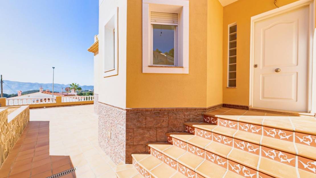 Venta - Chalet - L'Alfás del Pi - L'Alfás del Pi Centro