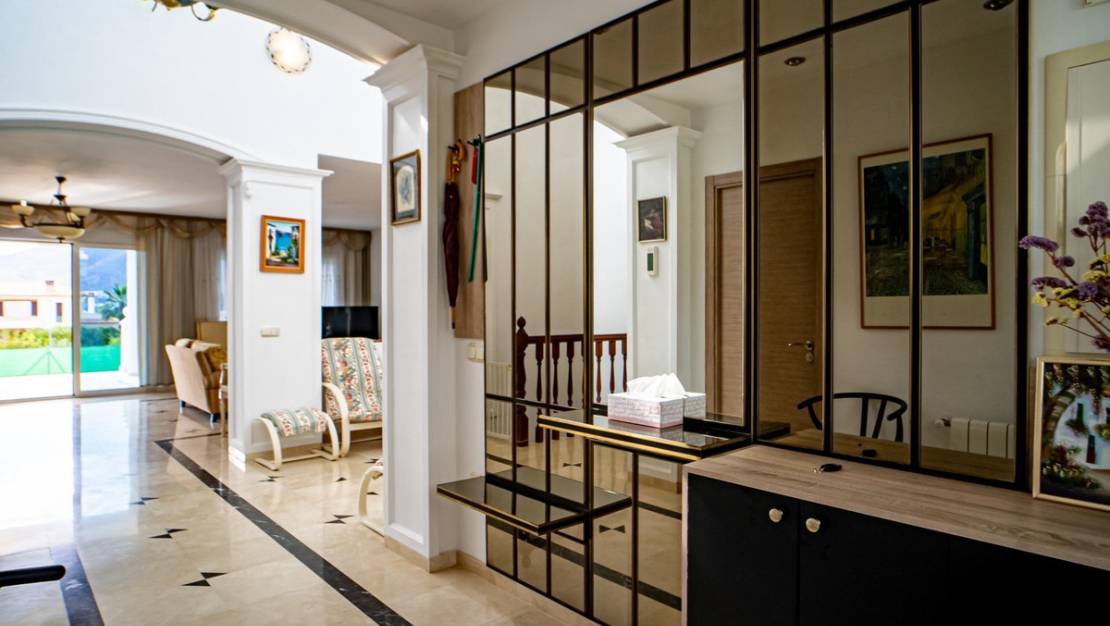 Venta - Chalet - L'Alfás del Pi - L'Alfás del Pi Centro