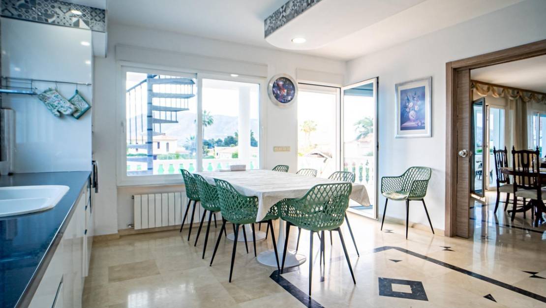 Venta - Chalet - L'Alfás del Pi - L'Alfás del Pi Centro