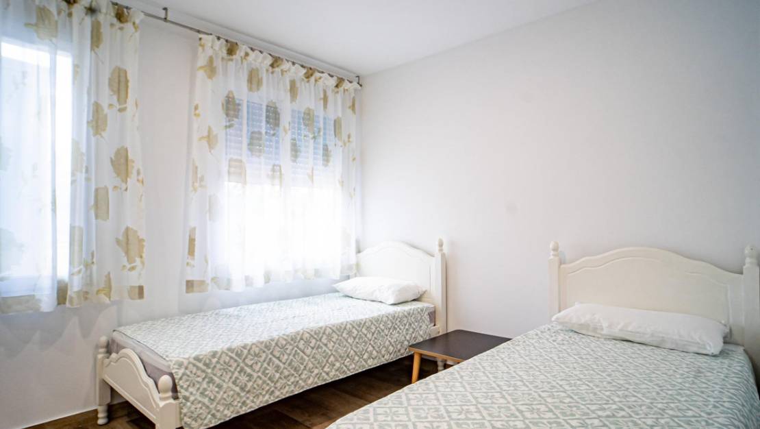 Venta - Chalet - L'Alfás del Pi - L'Alfás del Pi Centro