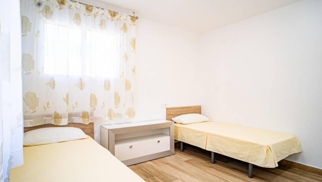 Venta - Chalet - L'Alfás del Pi - L'Alfás del Pi Centro