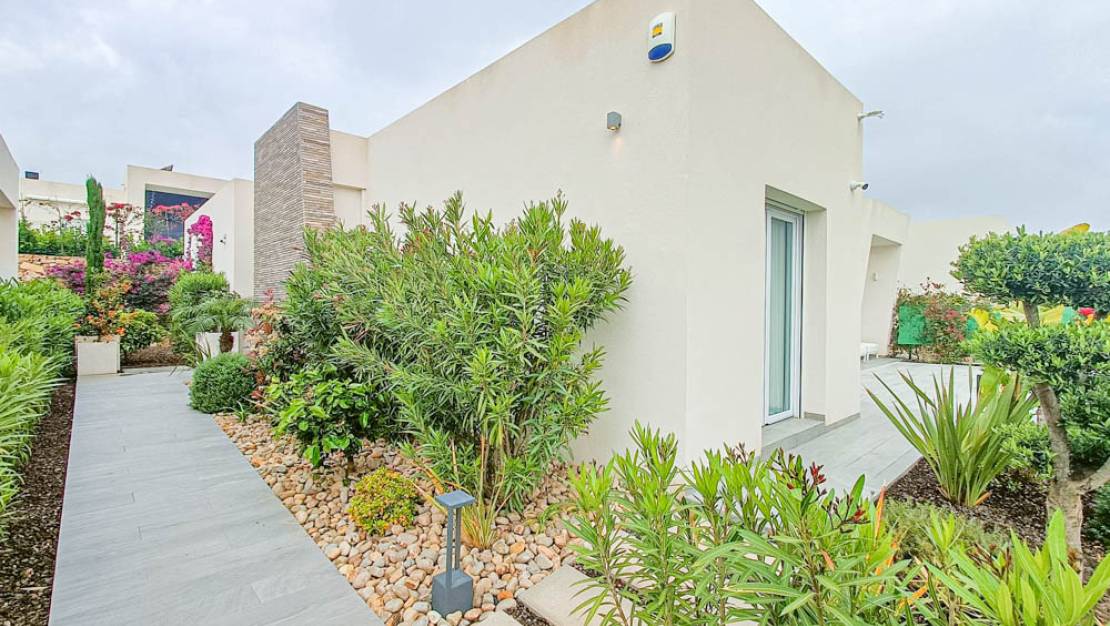 Venta - Chalet - La Finca Golf and Spa Resort
