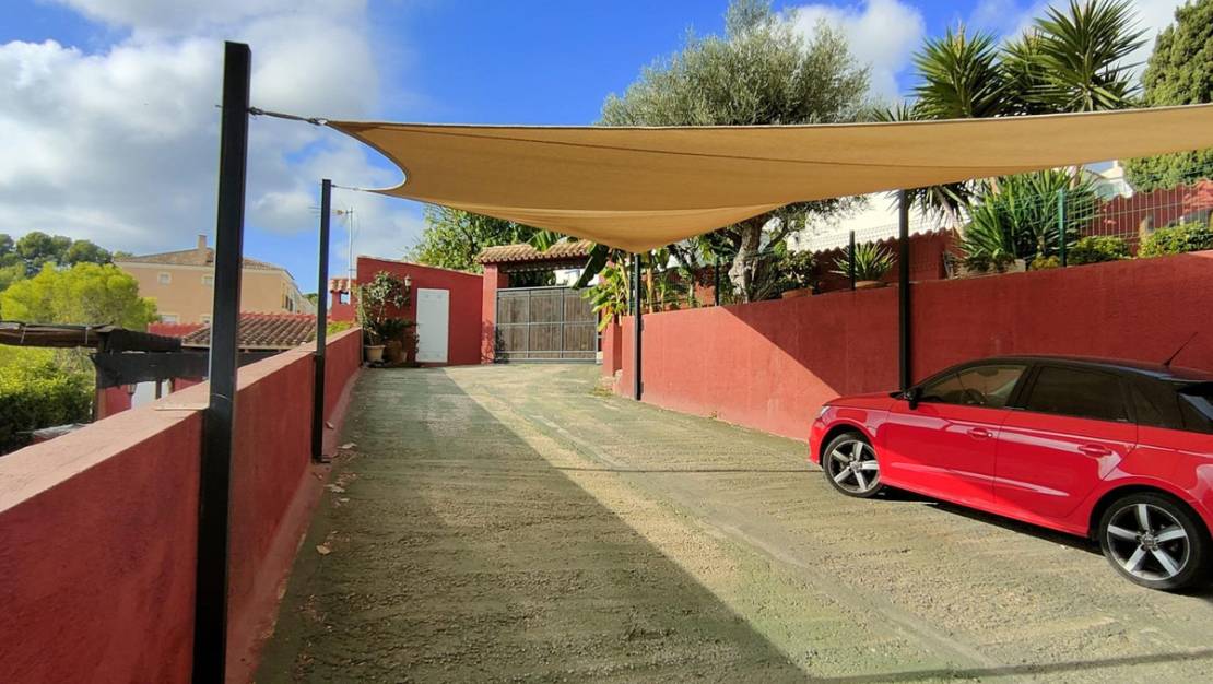 Venta - Chalet - La Nucía - La Nucia Centro