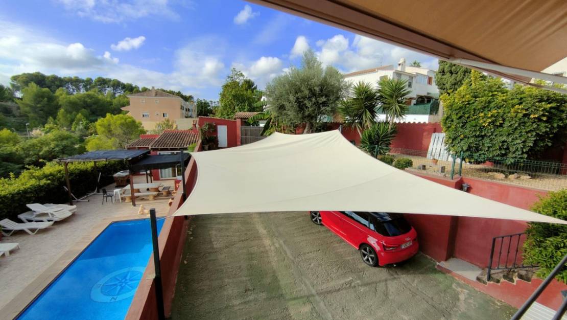 Venta - Chalet - La Nucía - La Nucia Centro