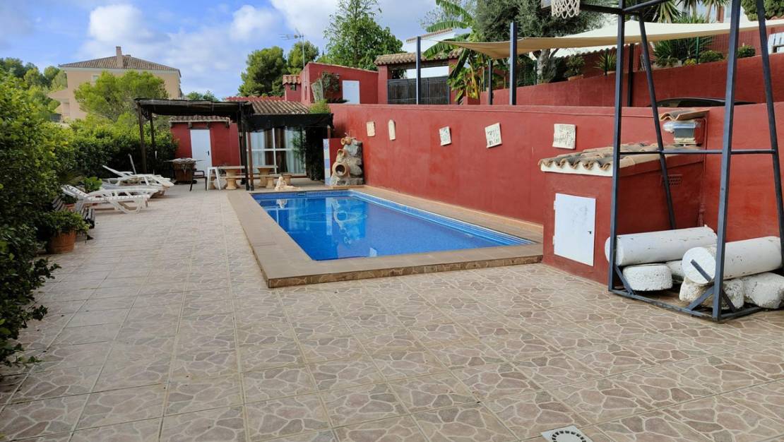 Venta - Chalet - La Nucía - La Nucia Centro