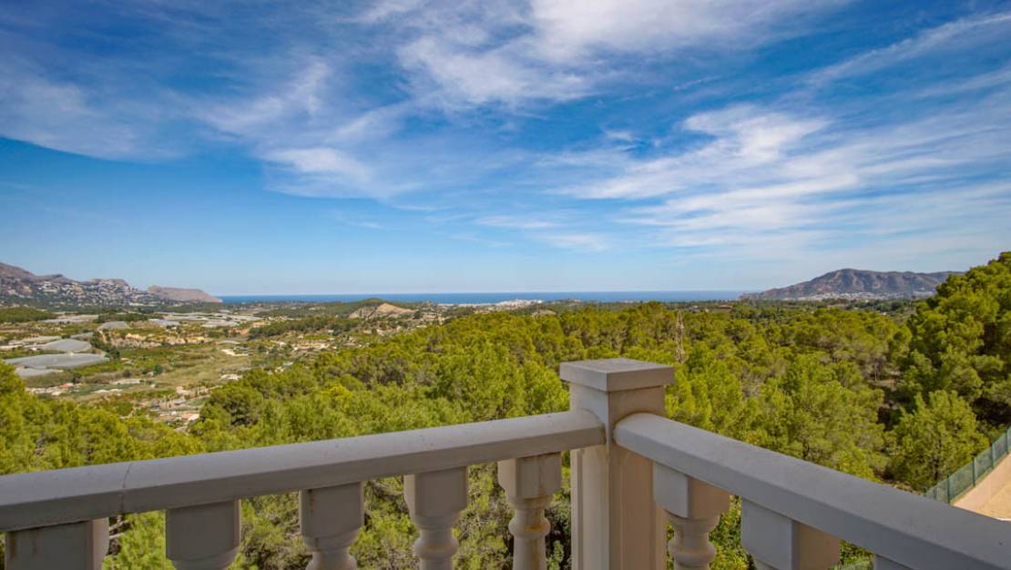 Venta - Chalet - La Nucía - La Nucia Centro