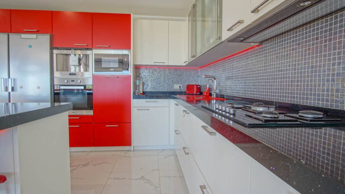 Venta - Chalet - La Nucía - La Nucia Centro