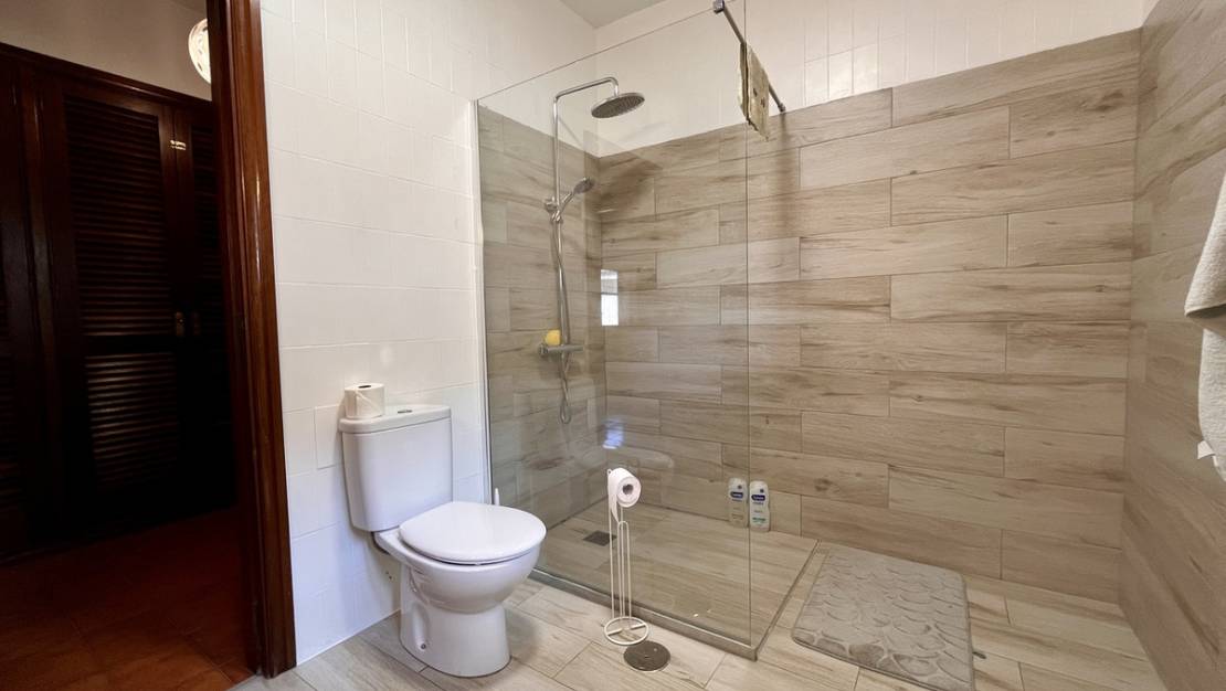 Venta - Chalet - La Nucía - La Nucia Centro