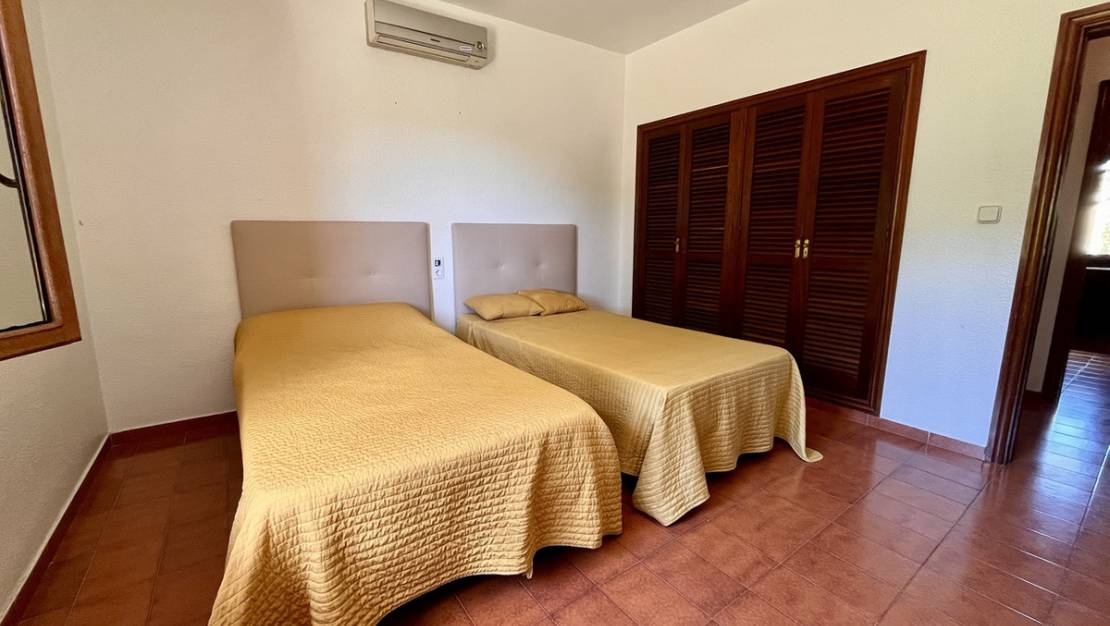 Venta - Chalet - La Nucía - La Nucia Centro