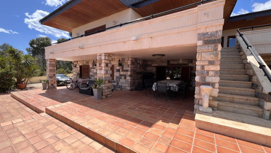 Venta - Chalet - La Nucía - La Nucia Centro