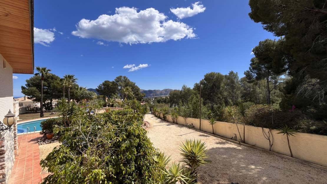 Venta - Chalet - La Nucía - La Nucia Centro