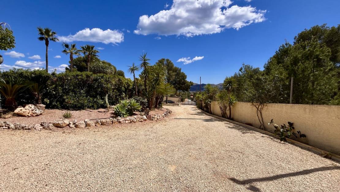 Venta - Chalet - La Nucía - La Nucia Centro