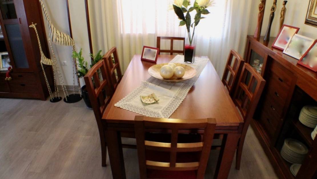 Venta - Chalet - La Nucía - La Nucia Centro