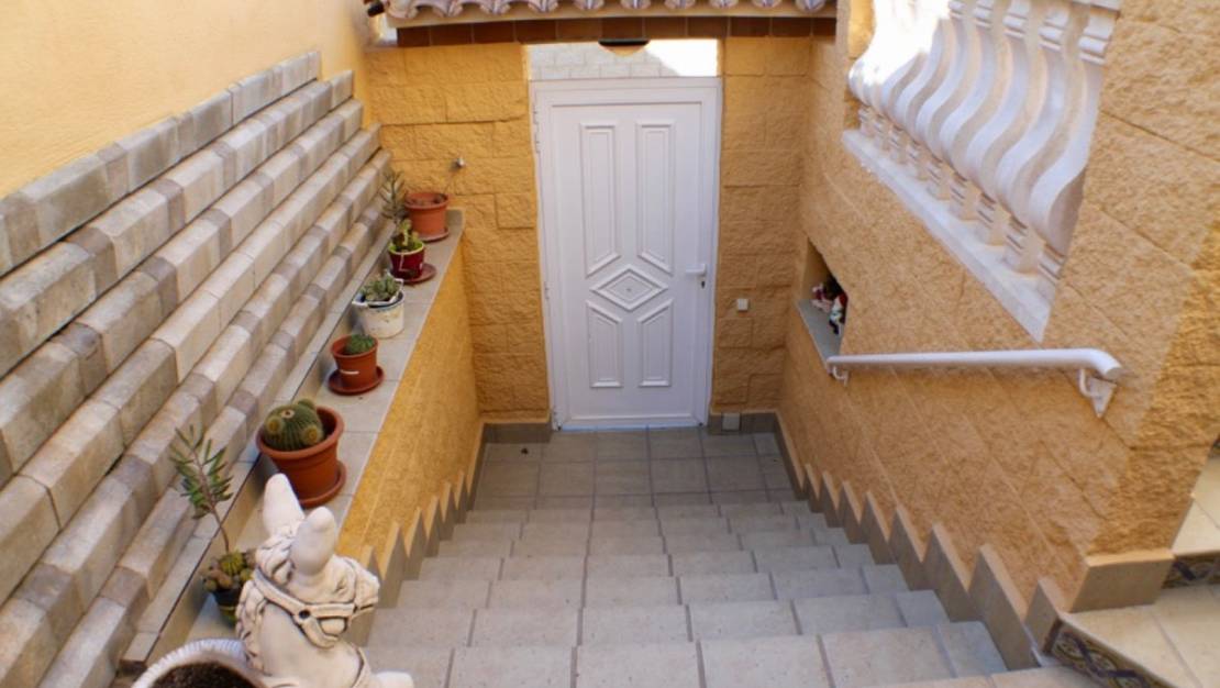 Venta - Chalet - La Nucía - La Nucia Centro