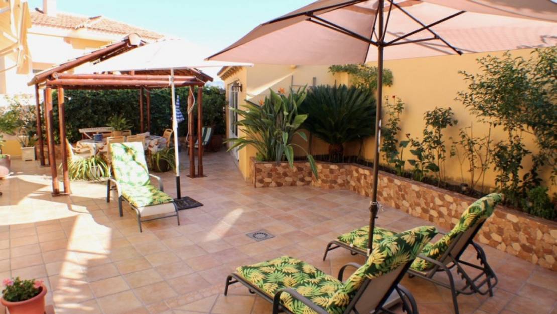 Venta - Chalet - La Nucía - La Nucia Centro