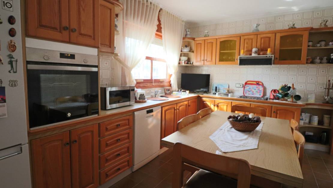 Venta - Chalet - La Nucía - La Nucia Centro